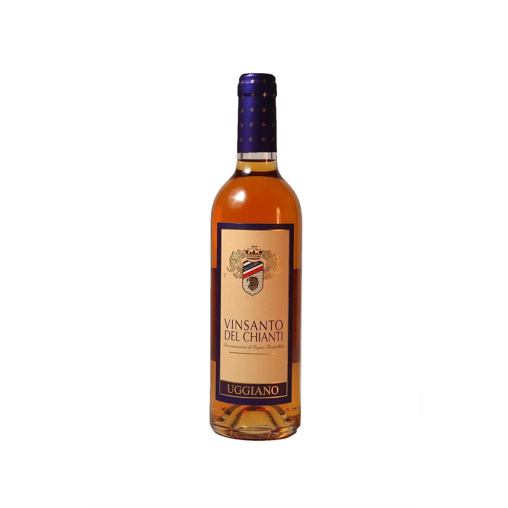 Een doorzichtige fles met amberkleurige drank. Het creme label leest: Vin Santo del Chianti - denominazione di origine controllata - Uggiano